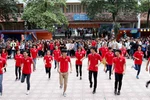 Cuộc thi là sân chơi lành mạnh, bổ ích, tạo sự gắn kết giữa các sinh viên khóa trên với sinh viên khóa mới. (Ảnh: Doãn Đức/Vietnam+)