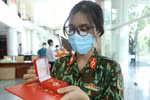 Nữ chiến sỹ Vũ Kim Khánh trong ngày Thành phố Hồ Chí Minh tổ chức lễ tri ân lực lượng hỗ trợ. (Ảnh: TTXVN)