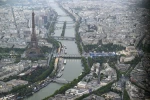 Sông Seine tại thủ đô Paris, Pháp, ngày 26/7/2024. (Ảnh: THX/TTXVN)