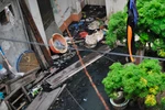 Hà Nội: Khu dân cư hơn một năm ngập chìm trong nước cống 