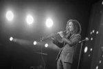 [Photo] Huyền thoại Saxophone Kenny G khiến khán giả ngây ngất 