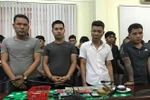 Các đối tượng cầm đầu đường dây tại Cơ quan công an. (Ảnh: Thành Chung/TTXVN)