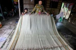 [Photo] Độc đáo làng nghề dệt chiếu truyền thống Ngan Dừa
