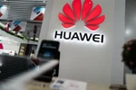 Biểu tượng Huawei tại một cửa hàng ở Bắc Kinh, Trung Quốc, ngày 20/5/2019. (Ảnh: AFP/TTXVN)