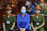 Bị cáo Trương Mỹ Lan tại phiên tòa xét xử sơ thẩm vụ án Vạn Thịnh Phát giai đoạn 2 sáng 19/9/2024. (Ảnh: Thanh Vũ/TTXVN)