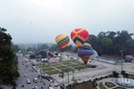 Ngày 28/4, tại Quảng trường Nguyễn Tất Thành, thành phố Tuyên Quang, tỉnh Tuyên Quang tổ chức khai mạc lễ hội khinh khí cầu quốc tế lần thứ II năm 2023. (Ảnh: Quang Cường/TTXVN) 