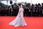Nữ diễn viên Trung Quốc Củng Lợi tại Lễ khai mạc LHP Cannes, Pháp, ngày 14/5/2019. (Ảnh: THX/TTXVN)