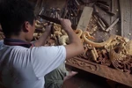 Nghề mộc là một trong những niềm tự hào của người dân Đông Thượng. (Ảnh: PV/Vietnam+)