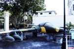 Một trong 5 chiếc máy bay A-37 ném bom vào sân bay Tân Sơn Nhất ngày 28/4/1975, được trưng bày tại Bảo tàng Chiến dịch Hồ Chí Minh (Bảo tàng Quân khu 7). (Ảnh: Xuân Khu/TTXVN)