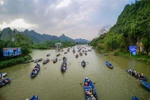 Lễ hội Chùa Hương (Hà Nội) năm 2020. (Ảnh: Thanh Tùng/TTXVN)