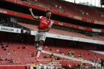 Pierre-Emerick Aubameyang lập nên kỳ tích mới tại Premier League