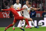 Bayern (áo đỏ) hai lần phải chia điểm với Leipzig ở mùa này. (Nguồn: AP)