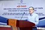 Thứ trưởng Bộ Thông tin và Truyền thông Phan Tâm phát biểu khai mạc hội thảo. (Ảnh: Minh Quyết/TTXVN)