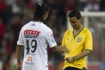 [Video] Ronaldinho đá phạt tuyệt đẹp, đội nhà vẫn thua