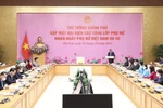 Thủ tướng Phạm Minh Chính gặp mặt các đại biểu phụ nữ tiêu biểu. (Ảnh: Dương Giang/TTXVN)