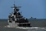 Tàu khu trục ARA Sarandi của hải quân Argentina tham gia tìm kiếm tàu ngầm ARA San Juan bị mất tích trên vùng biển phía nam thủ đô Buenos Aires ngày 21/11. (Nguồn: AFP/TTXVN)