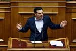 Thủ tướng Hy Lạp Alexis Tsipras phát biểu trước Quốc hội. (Nguồn: EPA/TTXVN)