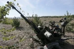 Binh sỹ Ukraine trong buổi diễn tập quân sự. (Nguồn: Reuters/TTXVN) 