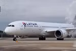 Một chiếc máy bay của Hãng hàng không LATAM. (Nguồn: anna.aero)