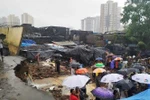 Hiện trường vụ sập tường ở Mumbai, Ấn Độ ngày 2/7/2019. (Nguồn: Reuters/TTXVN)