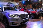 Một mẫu xe của hãng BMW được giới thiệu tại triển lãm ôtô ở Nairobi, Kenya. (Nguồn: AFP/TTXVN)