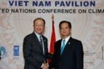 Thủ tướng Chính phủ Nguyễn Tấn Dũng tiếp Chủ tịch Ngân hàng Thế giới (WB) Jim Yong Kim. (Ảnh: Đức Tám/TTXVN)
