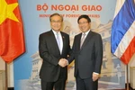 Phó Thủ tướng Phạm Bình Minh đón và hội đàm với Bộ trưởng Ngoại giao Vương quốc Thái Lan Don Pramudwinal. (Ảnh: Nguyễn Khang/TTXVN)