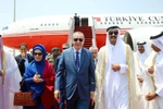 Quốc vương nước này Sheikh Tamim bin Hamad Al-Thani đã đón chào ông Erdogan tại Doha. (Nguồn: Reuters)