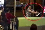 Nam hành khách Trung Quốc tát nữ nhân viên hàng không. (Nguồn: shanghaiist.com)