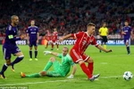 Kimmich góp công lớn giúp Bayern thắng đậm ở ngày ra quân Champions League. (Nguồn: Getty Images)