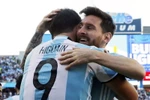 Messi và Higuain đưa Argentina vào bán kết Copa America. (Nguồn: UStoday)