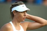 Sharapova chia tay Wimbledon 2018 ngay từ vòng 1. (Nguồn: Getty Images)
