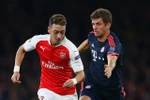 Matthaus khiến Özil và Müller "nóng mặt" trước thềm đại chiến