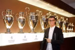 Ronaldo trong phòng truyền thống của Real Madrid. (Nguồn: Real Madrid)