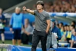 HLV Joachim Loew trong trận Đức thắng Ukraine. (Nguồn: AP)