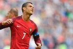 Ronaldo không hài lòng với những gì diễn ra ở trận đầu tiên tại Confed Cup 2017. (Nguồn: espn)