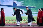 Trình diễn hát xoan của đoàn Phú Thọ. (Ảnh: Thanh Hà/TTXVN)