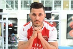 Sead Kolasinac chính thức cập bến Arsenal. (Nguồn: arsenal.com)