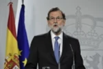 Thủ tướng Tây Ban Nha Mariano Rajoy trong một cuộc họp báo ở Barcelona. (Nguồn: AFP/TTXVN)