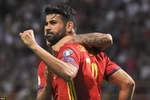 Diego Costa lập cú đúp giúp Tây Ban Nha thắng hủy diệt. (Nguồn: EPA)