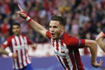 Saul Niguez mang chiến thắng về cho Atletico Madrid. (Nguồn: Reuters)