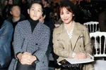 Song Joong Ki bảnh bao, Song Hye Kyo đẹp không tì vết dự show Dior