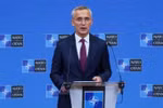 Tổng thư ký NATO Jens Stoltenberg phát biểu tại một cuộc họp báo ở Brussels, Bỉ. (Ảnh: AFP/TTXVN)