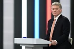 Người phát ngôn Điện Kremlin Dmitry Peskov phát biểu tại một cuộc họp báo ở Moskva. (Ảnh: AFP/TTXVN)