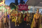 Đoàn nghệ sỹ Việt Nam chuẩn bị diễu hành và biểu diễn nghệ thuật tại Lễ hội Chingay 2019. (Nguồn: CTV)
