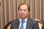 Thứ trưởng Bộ Ngoại giao Nguyễn Quốc Dũng trả lời phỏng vấn báo chí. (Ảnh: Doãn Tấn/TTXVN)