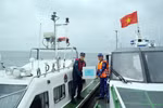 Cảnh sát biển Việt Nam - Trung Quốc tuần tra chung trên vùng biển phía Bắc Vịnh Bắc Bộ. (Ảnh: TTXVN)