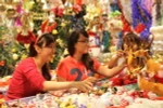 TP.HCM: Các Trung tâm thương mại rực rỡ đón Giáng sinh