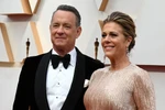 Tom Hanks và vợ Rita Wilson trong lễ trao giải Oscar vừa qua. (Nguồn: Telegraph)