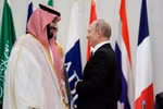 Tổng thống Nga Vladimir Putin với Thái tử Mohammed bin Salman. (Nguồn: Reuters)